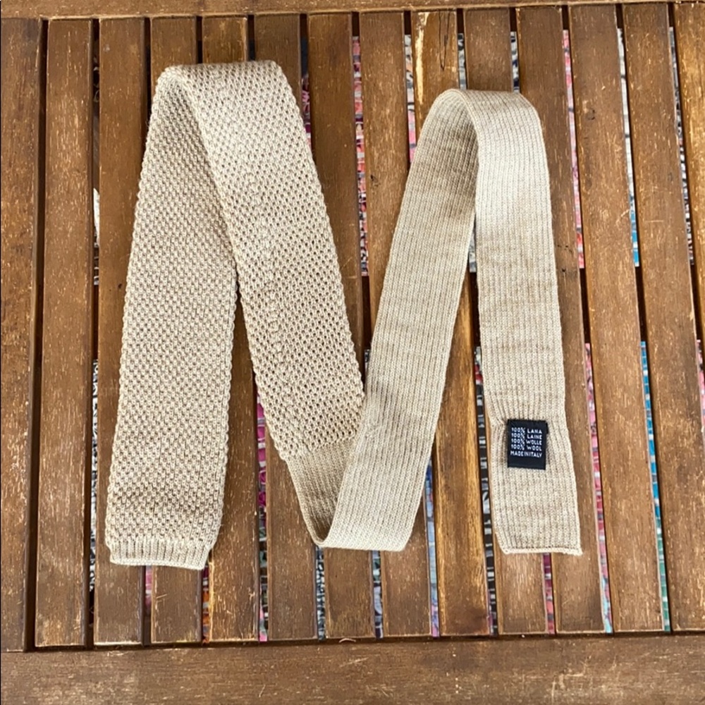Vintage Square Knit Tie
